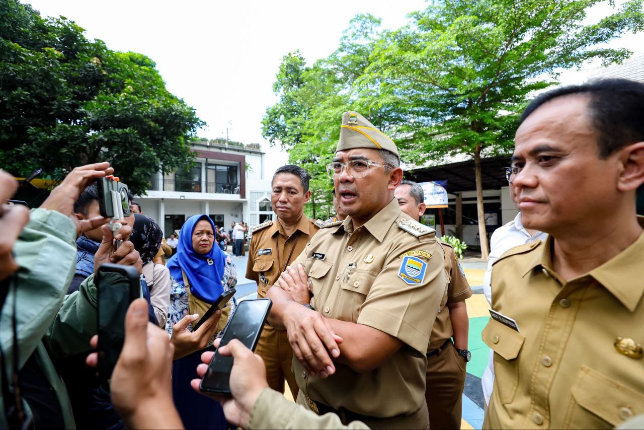 Wali Kota Bandung Ajak Warga Menahan Diri dan Hormati Proses Hukum