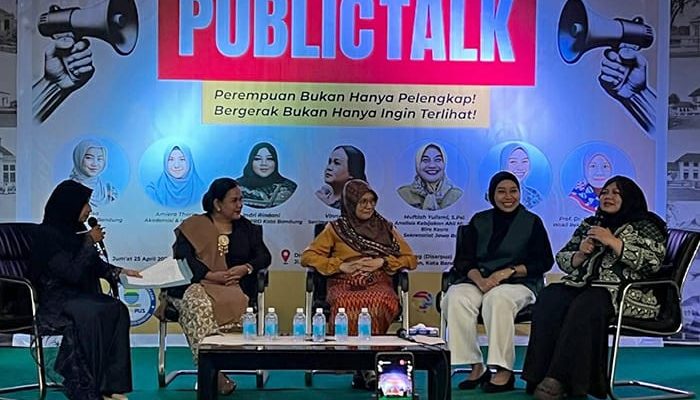 Perempuan di Politik: Bukan Pelengkap, Tapi Penggerak!