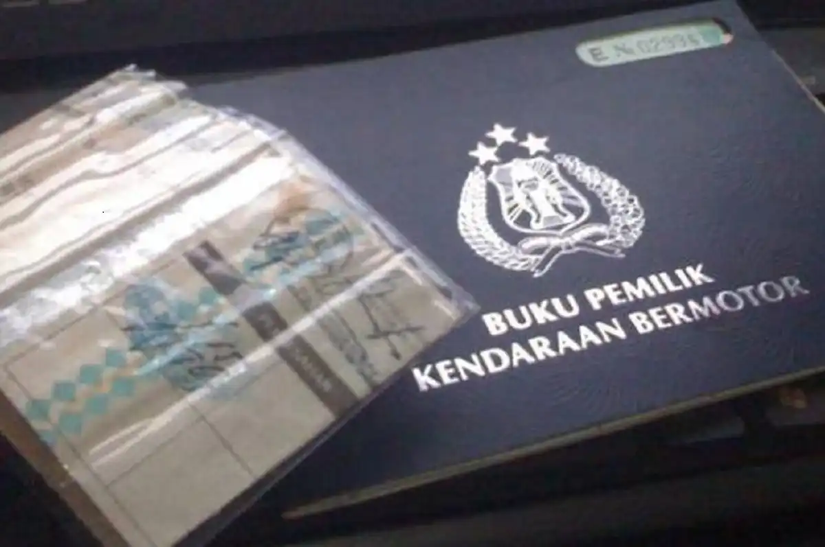 Ilustrasi BPKB dan STNK