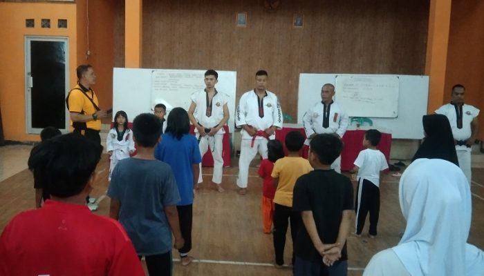 Satlat Tarung Derajat di Desa Limbangansari Cianjur Cegah Pergaulan Bebas Lewat Bela Diri