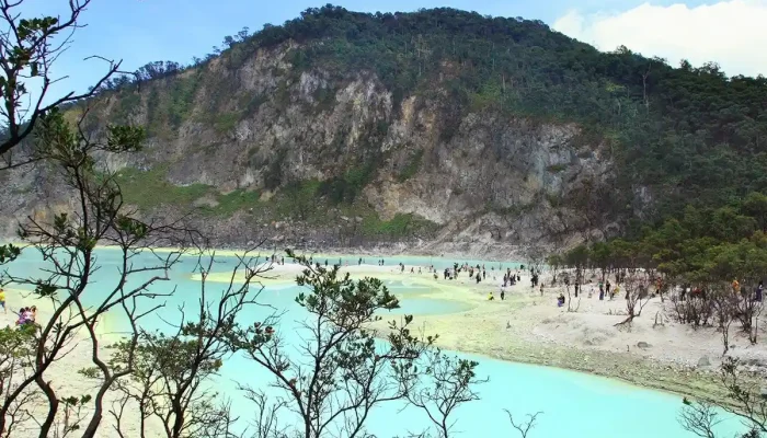Libur Lebaran 2025, Wisata Alam di Jawa Barat Jadi Buruan Warga