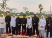 Empat Kades di Purwakarta Dilantik di Tengah Sawah, Ini Pesan Bupati Om Zein