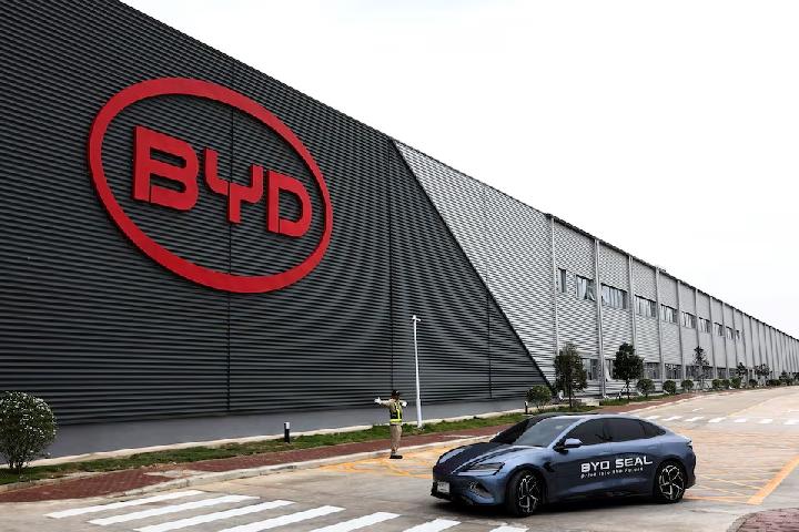PT BYD Motor