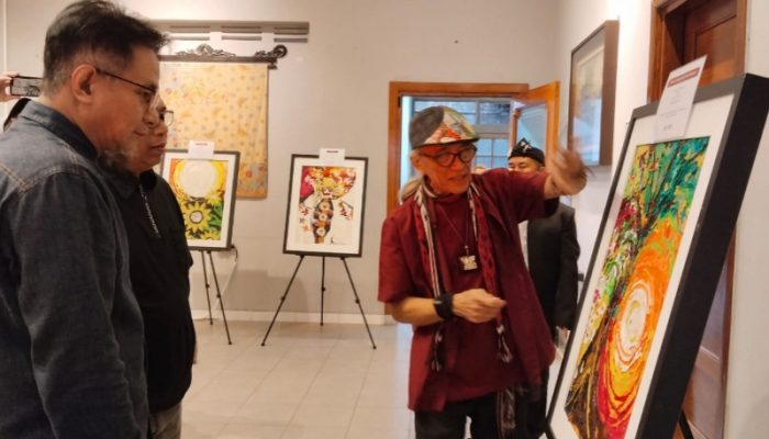 Kisah Teguh Joko Dwiyono Ubah Limbah Sampah Jadi Karya Seni Bernilai Tinggi