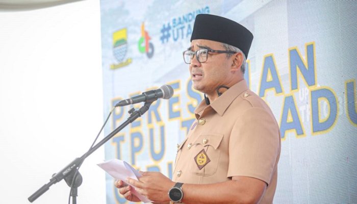 Farhan Pastikan Pelayanan di TPU Terpadu Cibiru Gratis dan Bebas Pungli