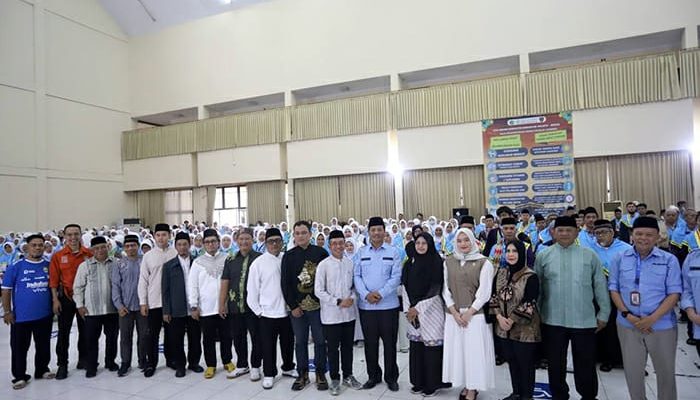 DPRD Kota Bandung Lepas Keberangkatan Jemaah Haji Kloter 26 Tahun 2025