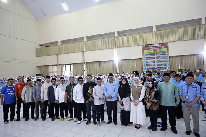 DPRD Kota Bandung Lepas Keberangkatan Jemaah Haji Kloter 26 Tahun 2025