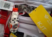 Kreatif! Calon Jemaah Haji Purwakarta Hiasi Koper dengan Boneka hingga Botol Bekas agar Tak Tertukar
