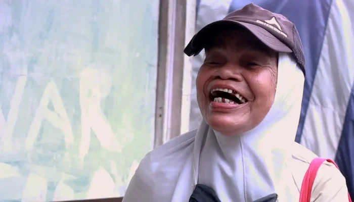 Berjalan Sendiri, Bertahan dengan Doa: Lida Yohani Nasution