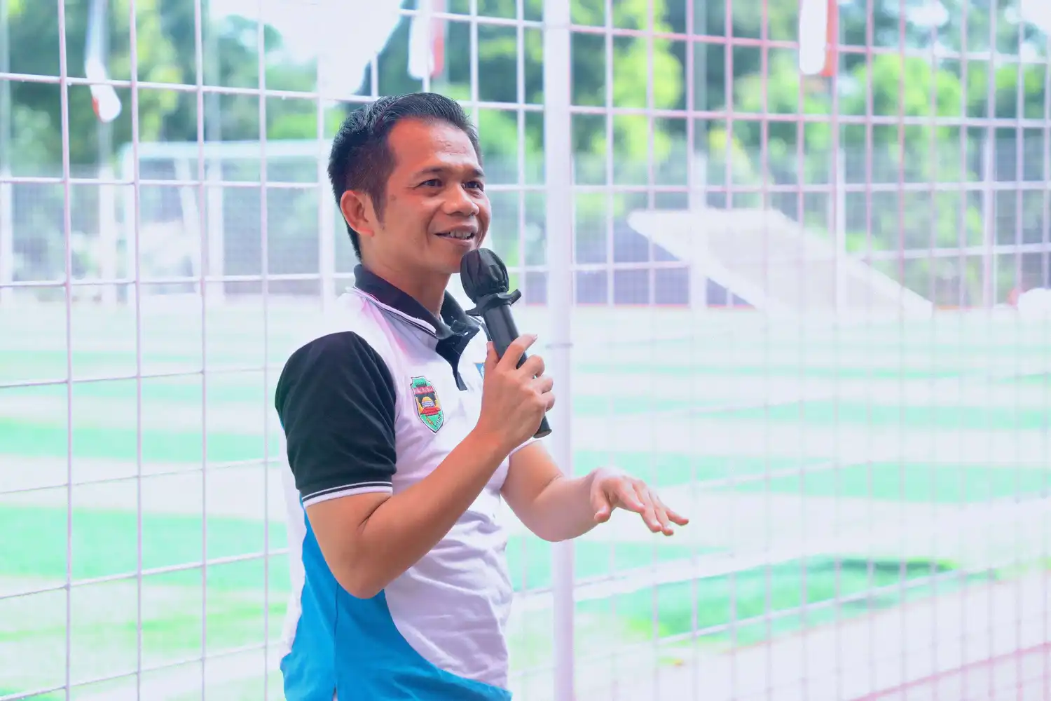 Om Zein buka Turnamen Mini Soccer Bupati Cup 2025 di Purwakarta. Hadiah tiga ekor sapi jadi daya tarik utama bagi peserta.