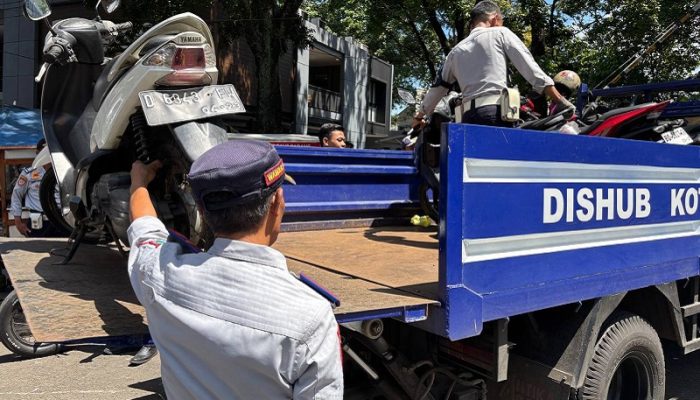 Dishub Bandung Tertibkan Parkir Liar, Denda Capai Rp1 Juta Lebih