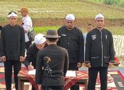 Terungkap! Ternyata Ini Alasan Om Zein Lantik 4 Kades PAW di Tengah Sawah