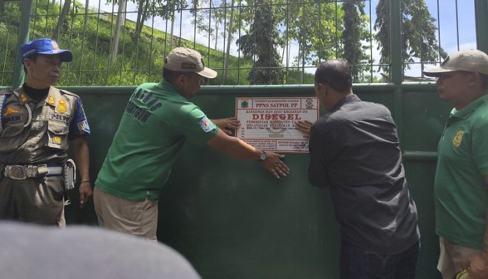 Langgar Aturan Perizinan, PT Eka Karya Graha di Cianjur Disegel Satpol PP