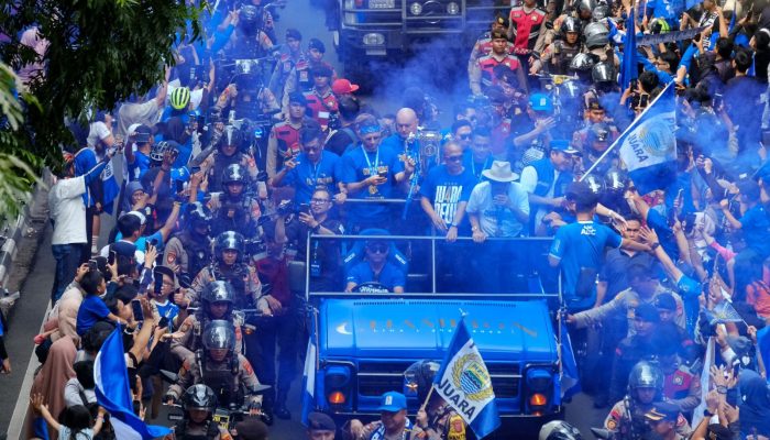 Farhan Siap Beli Saham Persib: “Saya Sudah Nabung, Serius Nih!”