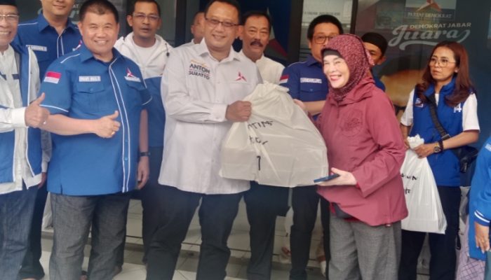 Idul Adha 2025: Demokrat Jabar Salurkan Daging Kurban ke Warga dan PAC