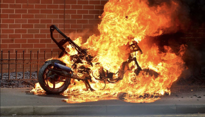 Sepeda Motor Hangus Terbakar Usai Isi Bahan Bakar di Jalan Pemuda Depok, Polisi Ungkap Ini