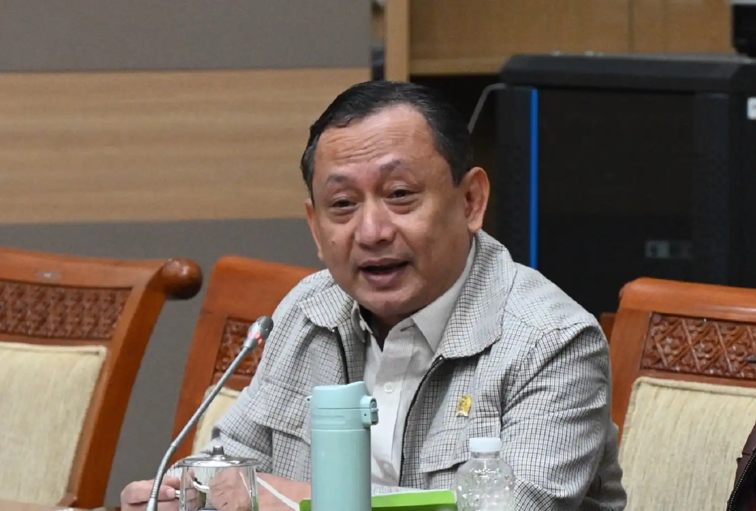 DPR tolak legalisasi kasino Indonesia. Hasbiallah Ilyas sarankan fokus berantas korupsi untuk tingkatkan pendapatan negara