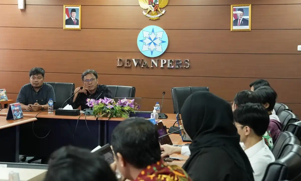 Pemeriksa fakta Indonesia hadapi ancaman intimidasi & kekerasan digital. Koalisi cek fakta desak perlindungan khusus dari Dewan Pers.