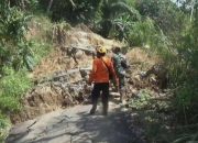 Pemkab Purwakarta Imbau Warga Jauhi Lokasi Bencana Tanah Bergerak