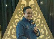 Bangun Jembatan di Sukabumi, Anies Baswedan Disambut Ribuan Warga