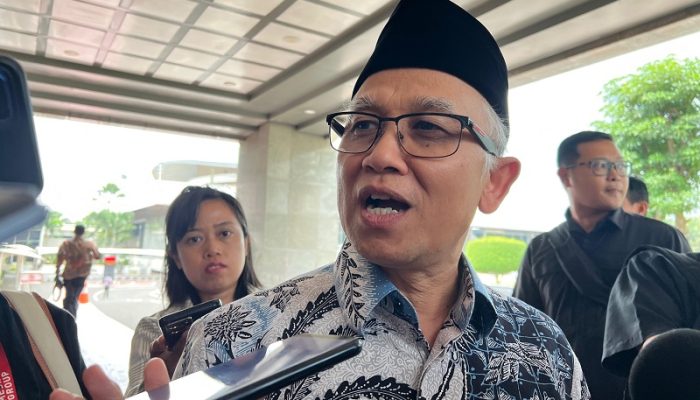 Wamendikdasmen Sebut Pembebasan Biaya Sekolah Kemungkinan Berlaku Tahun Ajaran 2026