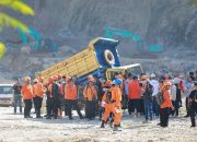 Dinsos Jabar Kirim Bantuan Logistik untuk Korban Longsor Gunung Kuda Cirebon