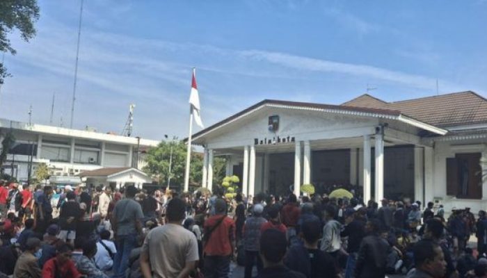 Pedagang Pasar Bogor Long March ke Balai Kota, Protes Rencana Relokasi