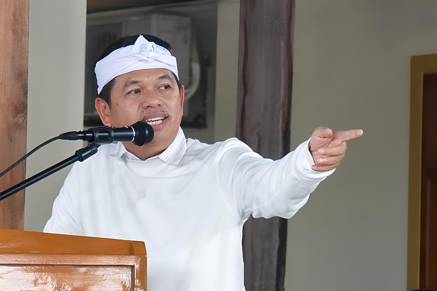 Dedi Mulyadi umumkan perpanjangan pemutihan pajak kendaraan Jawa Barat 2025