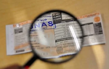 Ilustrasi STNK kendaraan dengan status pajak sudah lunas dalam program pemutihan pajak di Jawa Barat