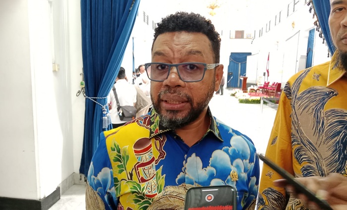 Ketua Komite III DPD RI, Filep Wamafma