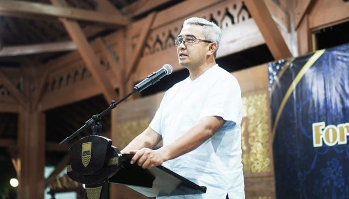 Farhan: Kerajaan Bukan Romantisme, Tapi Akar Identitas dan Kedaulatan Bangsa