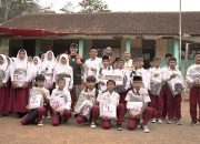 Ekspedisi Merah Putih, Golden Future Bantu Sekolah di Pelosok Cianjur