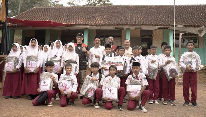 Ekspedisi Merah Putih, Golden Future Bantu Sekolah di Pelosok Cianjur