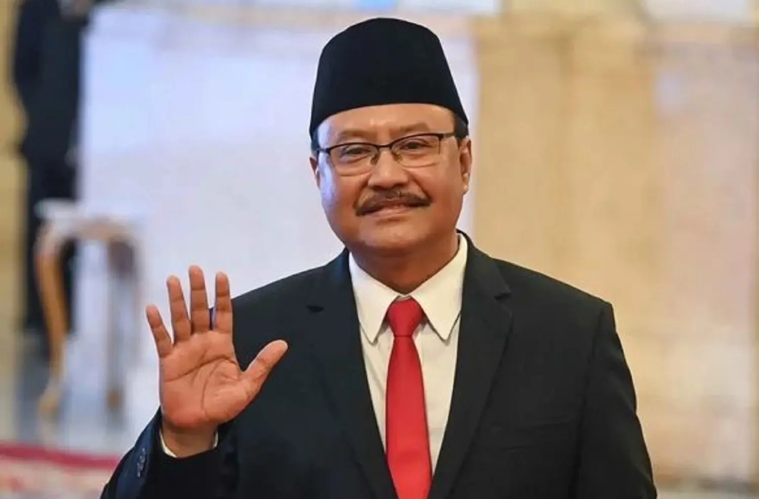 Gus Ipul paparkan program MBG di Sekolah Rakyat