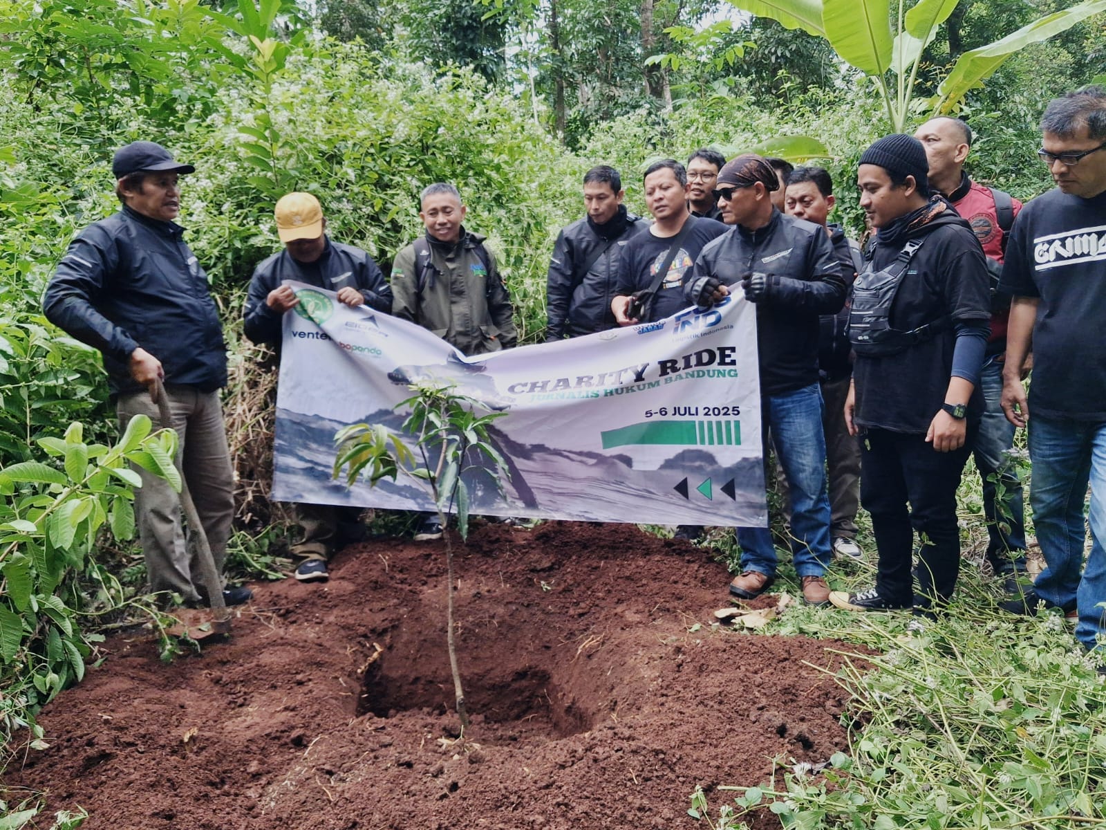 JHB: Kiprah Jurnalis yang Melampaui Profesi dan Menanam Harapan