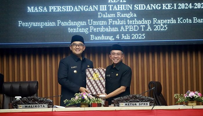 DPRD Soroti PAD Bandung, Farhan Siapkan Digitalisasi di APBD 2025