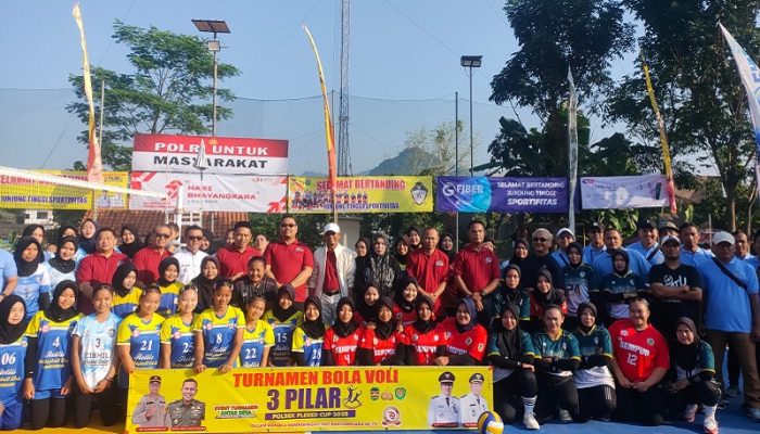 Turnamen Voli Polsek Plered Cup 2025 Resmi Dibuka, 29 Tim Ramaikan HUT Bhayangkara Ke-79