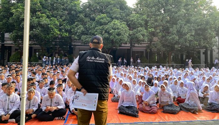 Polres Purwakarta Edukasi Bahaya Narkoba Saat MPLS di Empat Sekolah