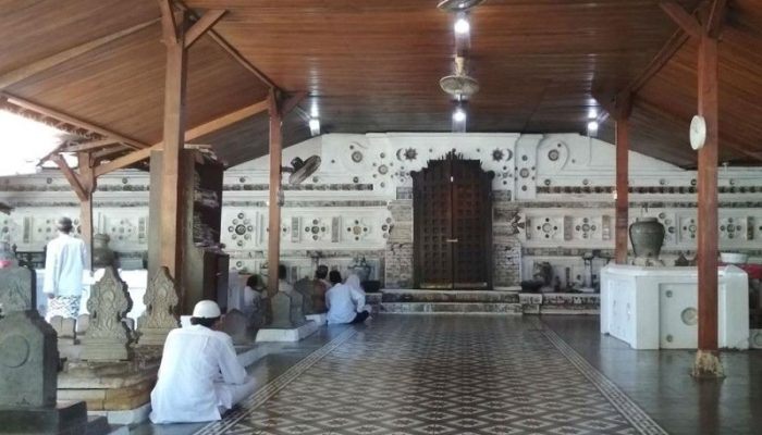 DPRD Cirebon Usulkan Tim Khusus Atasi Maraknya Pengemis di Kawasan Makam Sunan Gunungjati