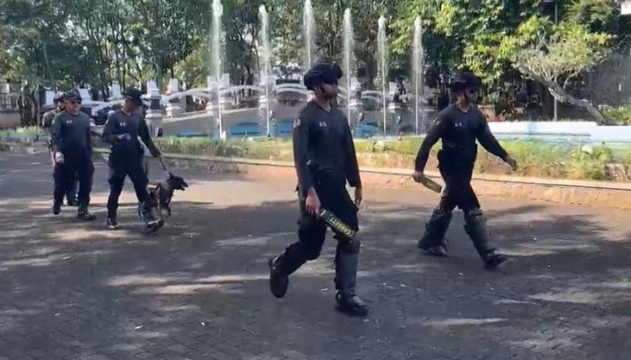Anjing Pelacak K9 Unjuk Gigi di HUT ke-79 Bhayangkara di Purwakarta