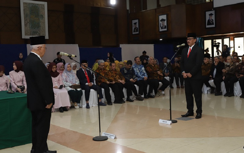 Rektor Unisba