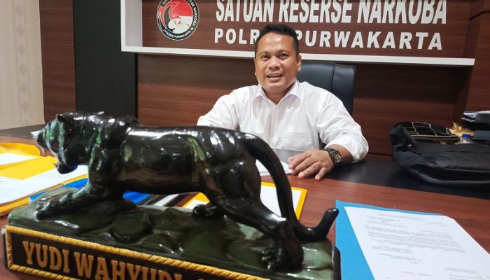 Delapan Pengedar Narkoba Diciduk Polres Purwakarta, Barang Bukti Capai Ribuan Butir OKT dan Uang Palsu