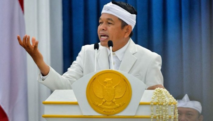 Hajar Bank Emok, Dedi Mulyadi Bakal Beri Pinjaman Bunga Satu Persen