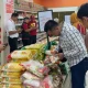 Sidak Polres Purwakarta bersama dinas cek beras kemasan di pasar tradisional.