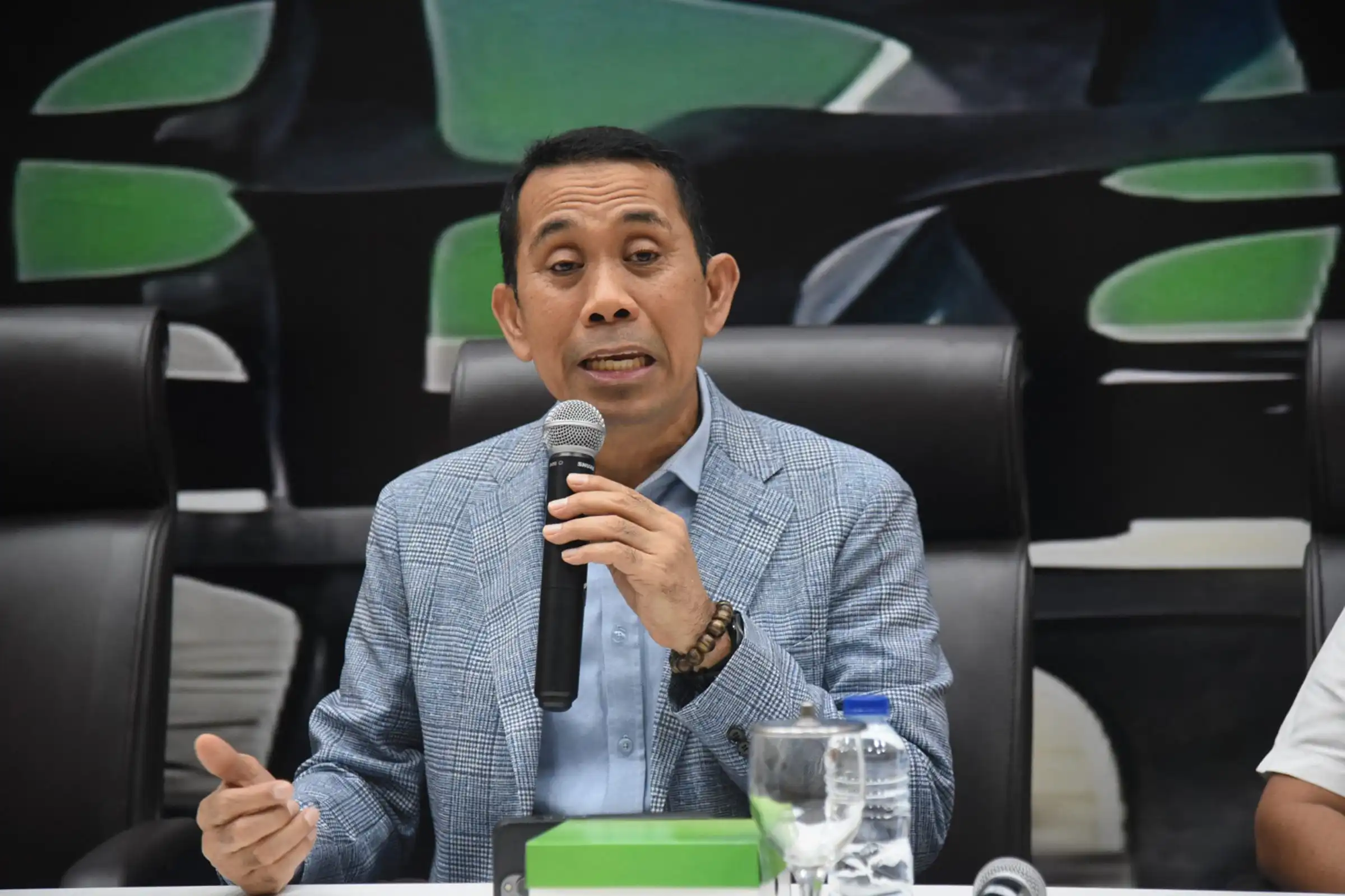 Kamrussamad DPR Komisi XI soroti sektor keuangan dalam program Makan Bergizi Gratis