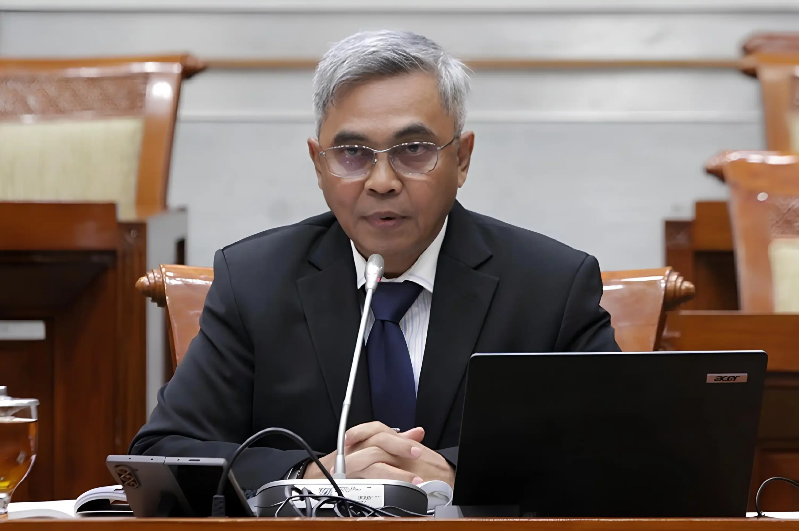 Ketua KPK Setyo Budiyanto memberikan keterangan pers terkait pemeriksaan kasus korupsi Bank BJB yang diduga melibatkan Ridwan Kamil