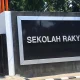 Papan nama Sekolah Rakyat sebagai simbol hadirnya pendidikan gratis dan berasrama untuk anak-anak kurang mampu di Jawa Barat.