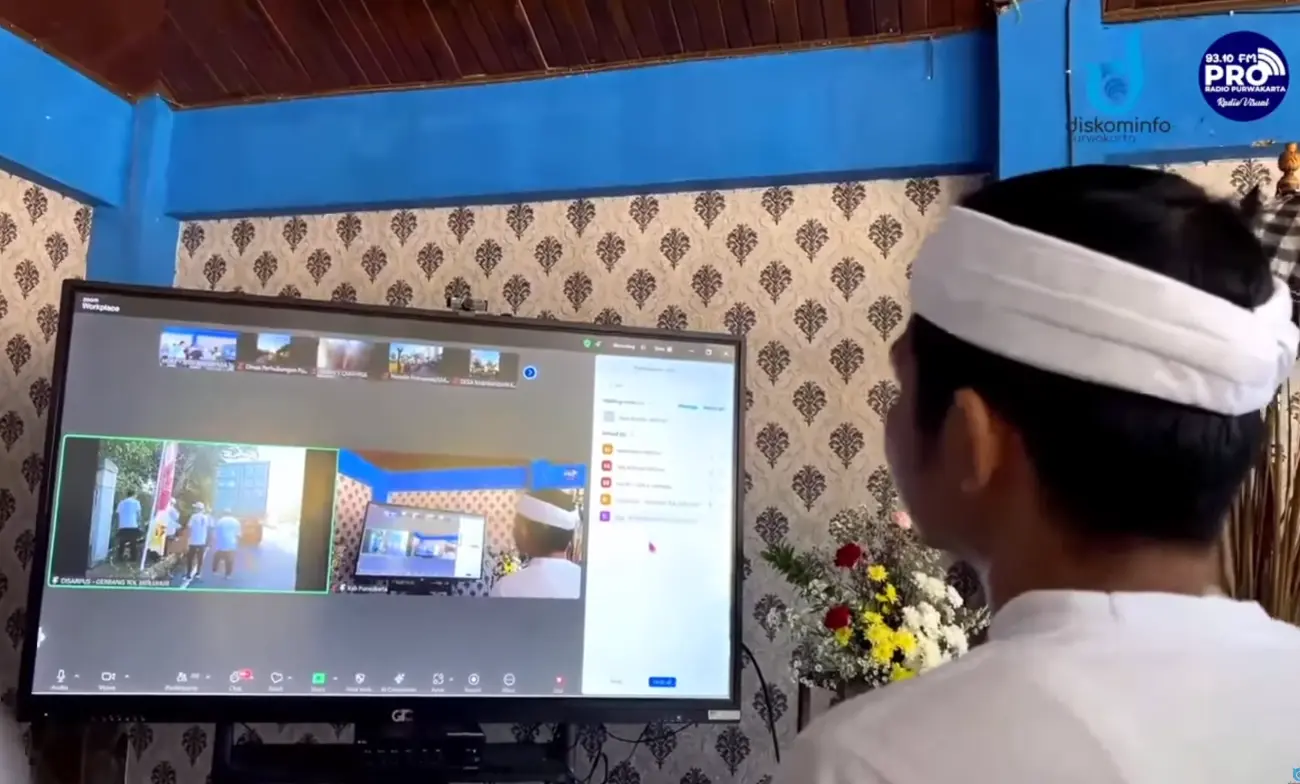 Bupati Purwakarta pimpin kerja bakti massal 401 ribu warga mendapatkan rekor MURI