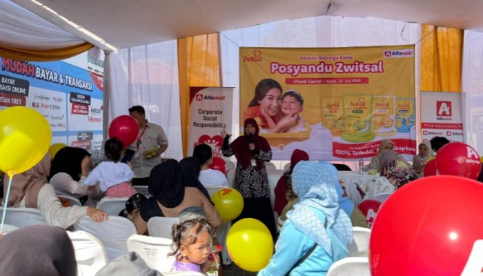 Alfamidi dan Zwitsal Dorong Edukasi 1.000 HPK di Cimahi, Ratusan Balita Dapat Layanan Kesehatan Gratis
