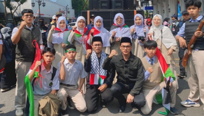 Ribuan Umat Islam Padati Bandung, Aksi Bela Palestina Jadi Panggung Aspirasi Santri Persis